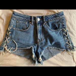 Super cute pacsun denim shorts